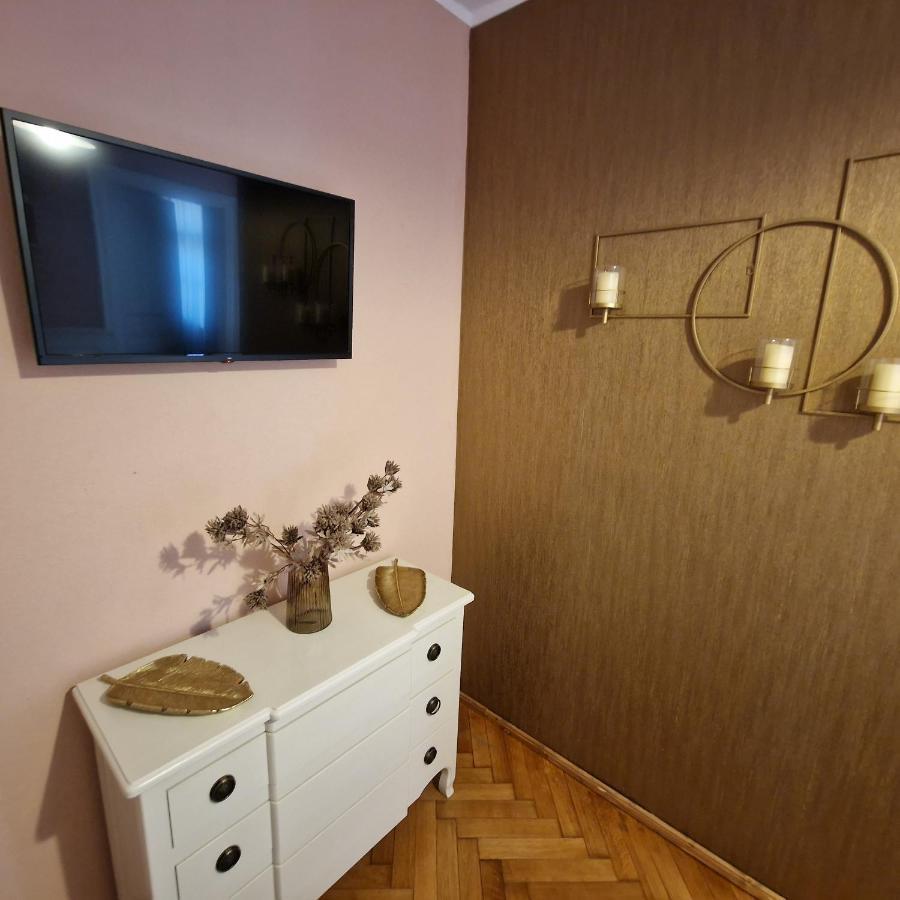 Central Park Apartment Сигишоара Екстериор снимка